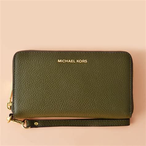 michael kors iphone 5 wristlet|Large Leather Smartphone Wristlet .